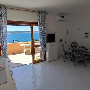 https://appartamento-oltremare-vista-mare.in-sardinia.net